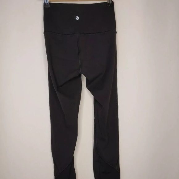 ⚡️RARE⚡️Lululemon shiny tights - Picture 3 of 4